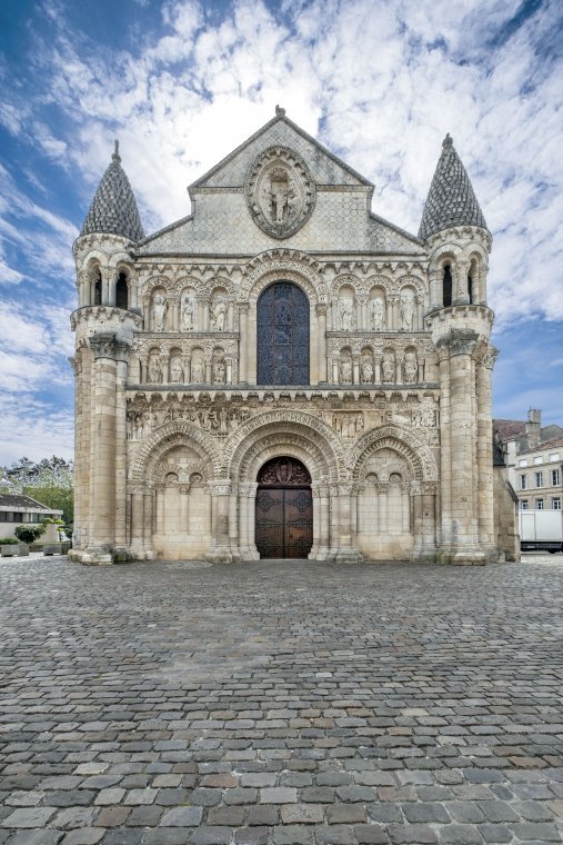 Collégiale Notre-Dame-la-Grande de Poitiers